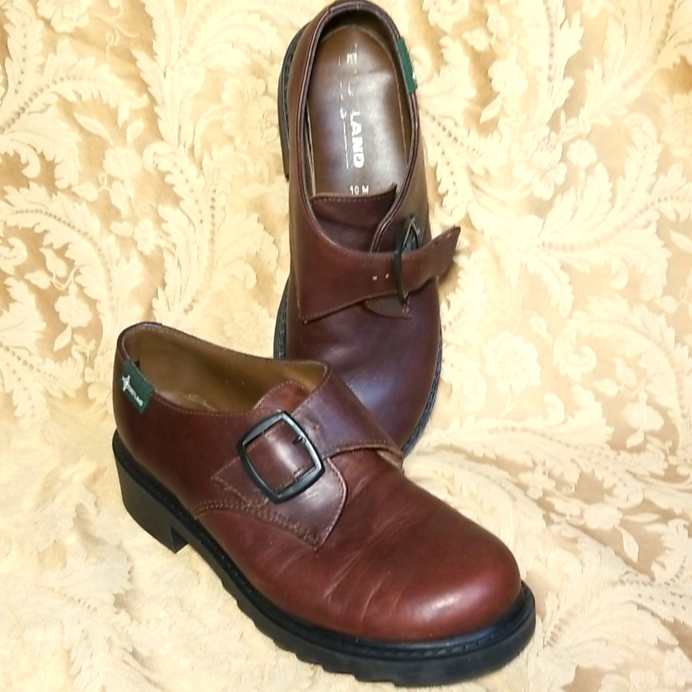 Chunky brown Distressed Genuine leather shoes.